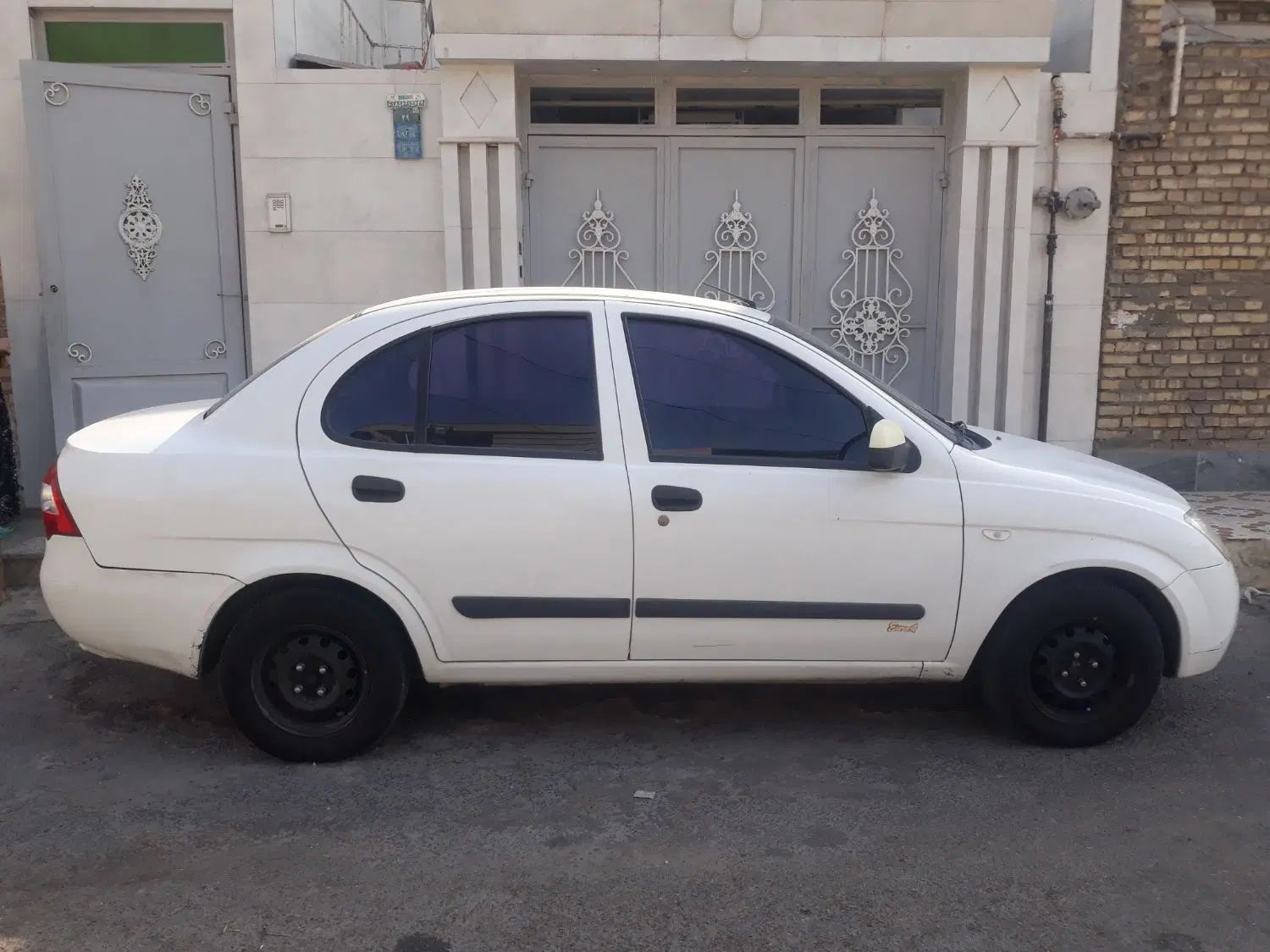 تیبا صندوق دار EX - 1393