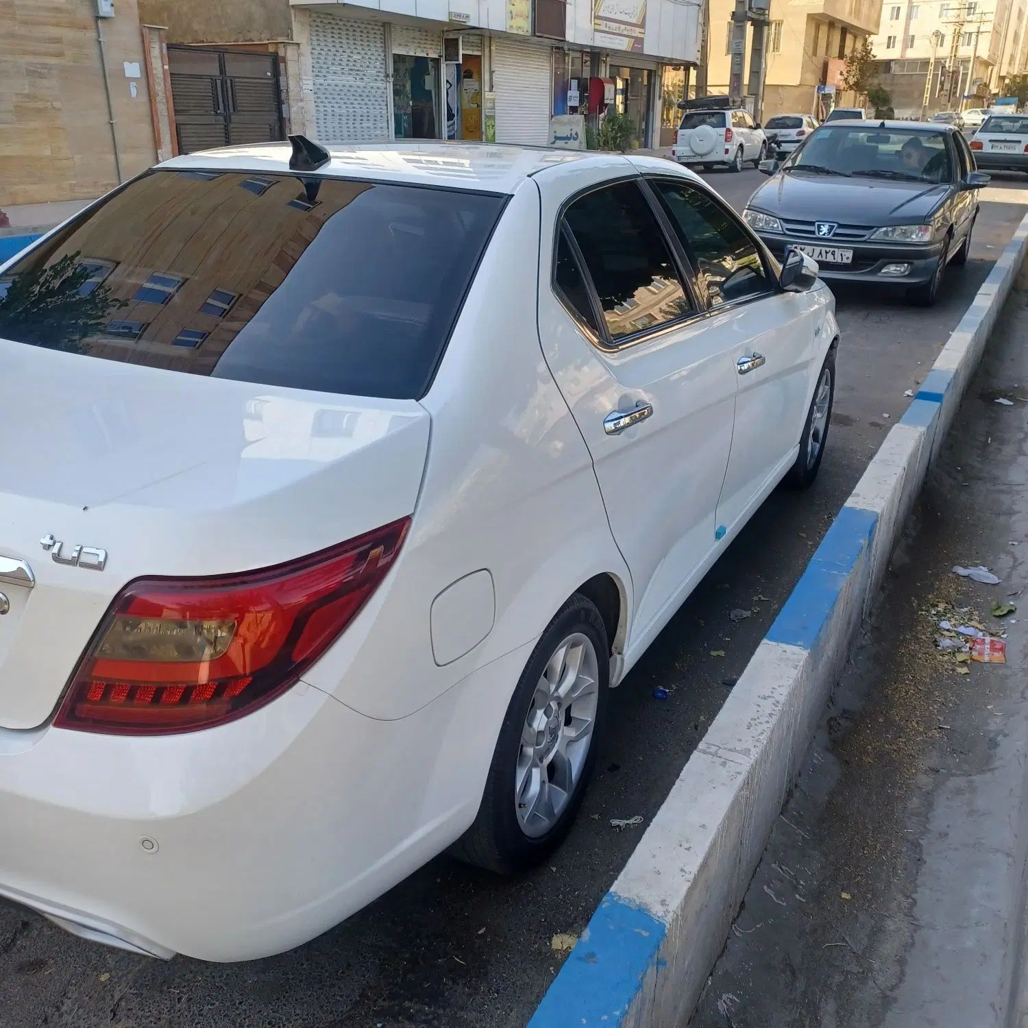 دنا پلاس توربو اتوماتیک - 1400