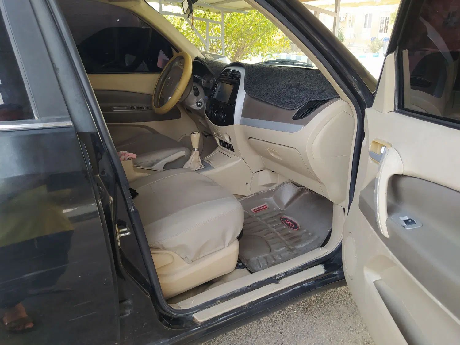 ام وی ام X33 دنده‌ای ساده - 1393