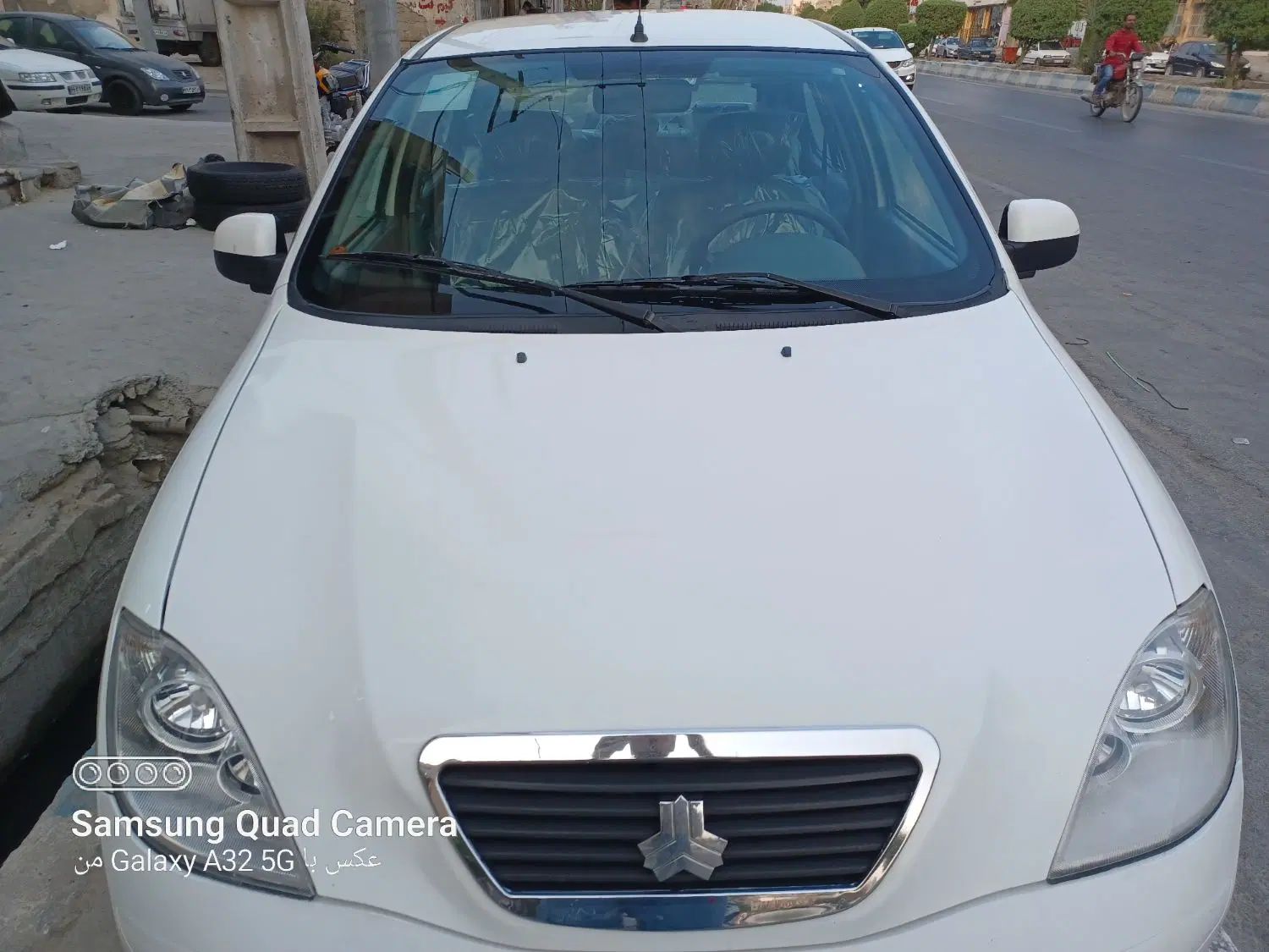 تیبا صندوق دار SX - 1400