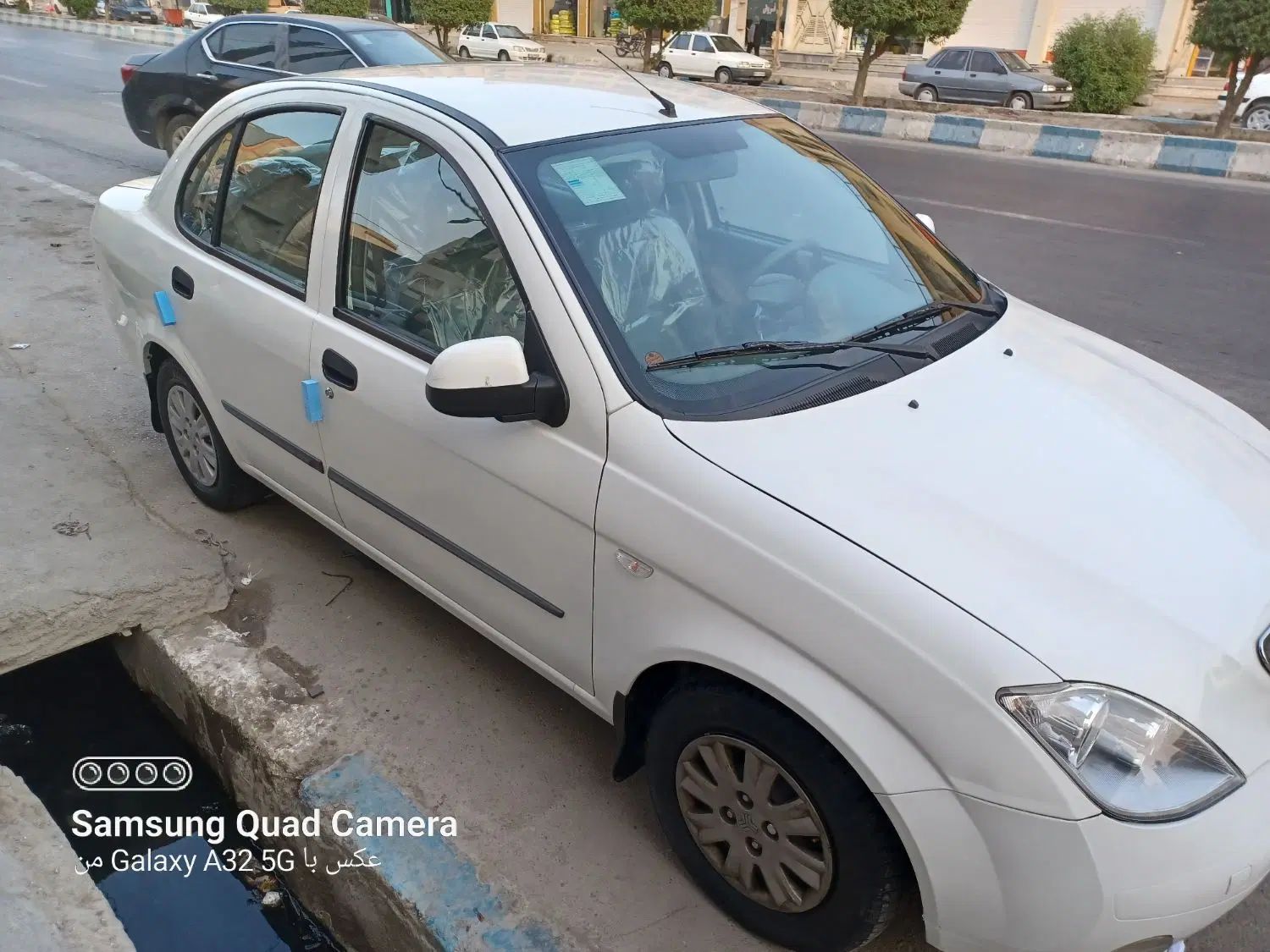 تیبا صندوق دار SX - 1400