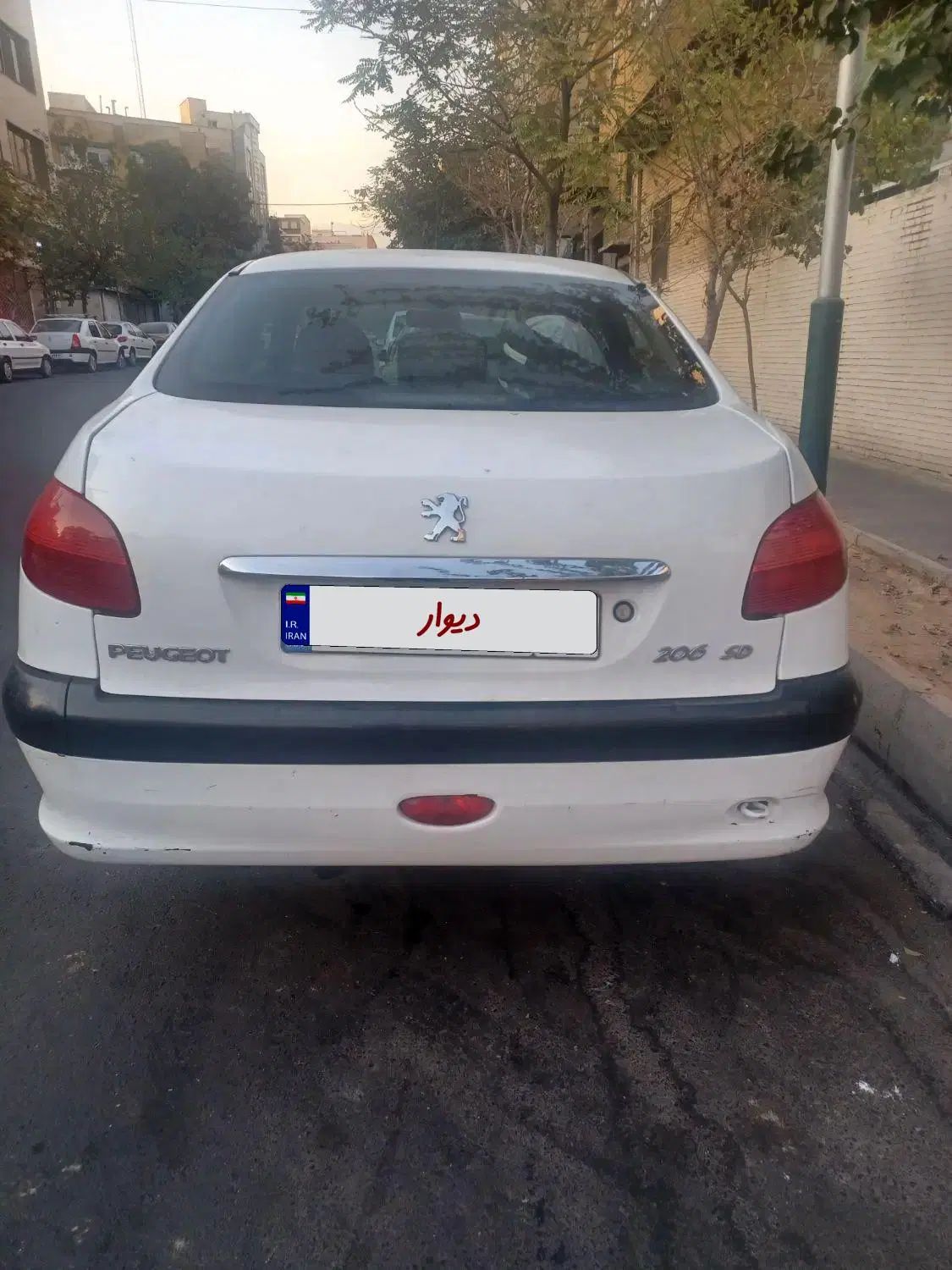 پژو 206 تیپ 5 - 1390