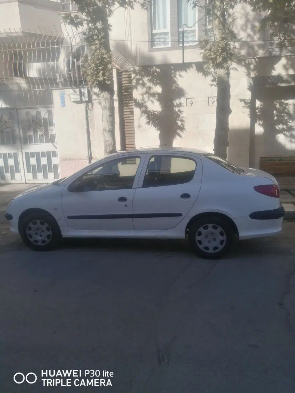 پژو ۲۰۶ صندوق دار v8 - 1393