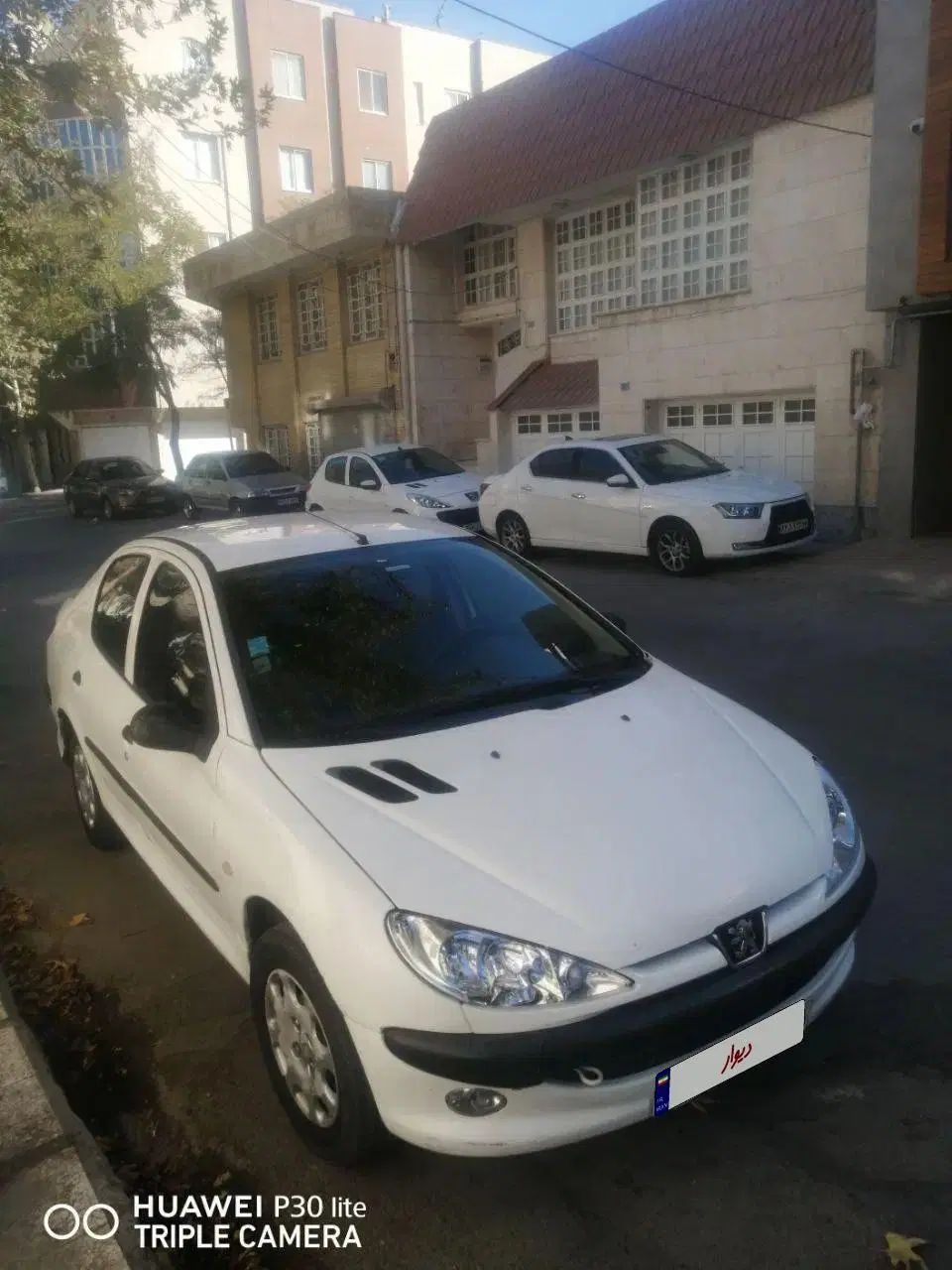 پژو ۲۰۶ صندوق دار v8 - 1393