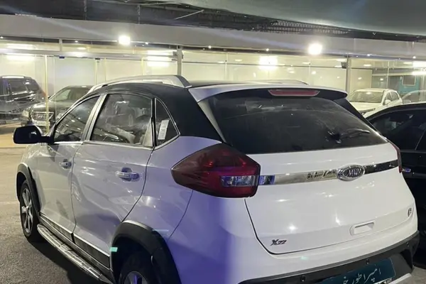 ام وی ام X22 اتوماتیک اسپرت اکسلنت - 1400