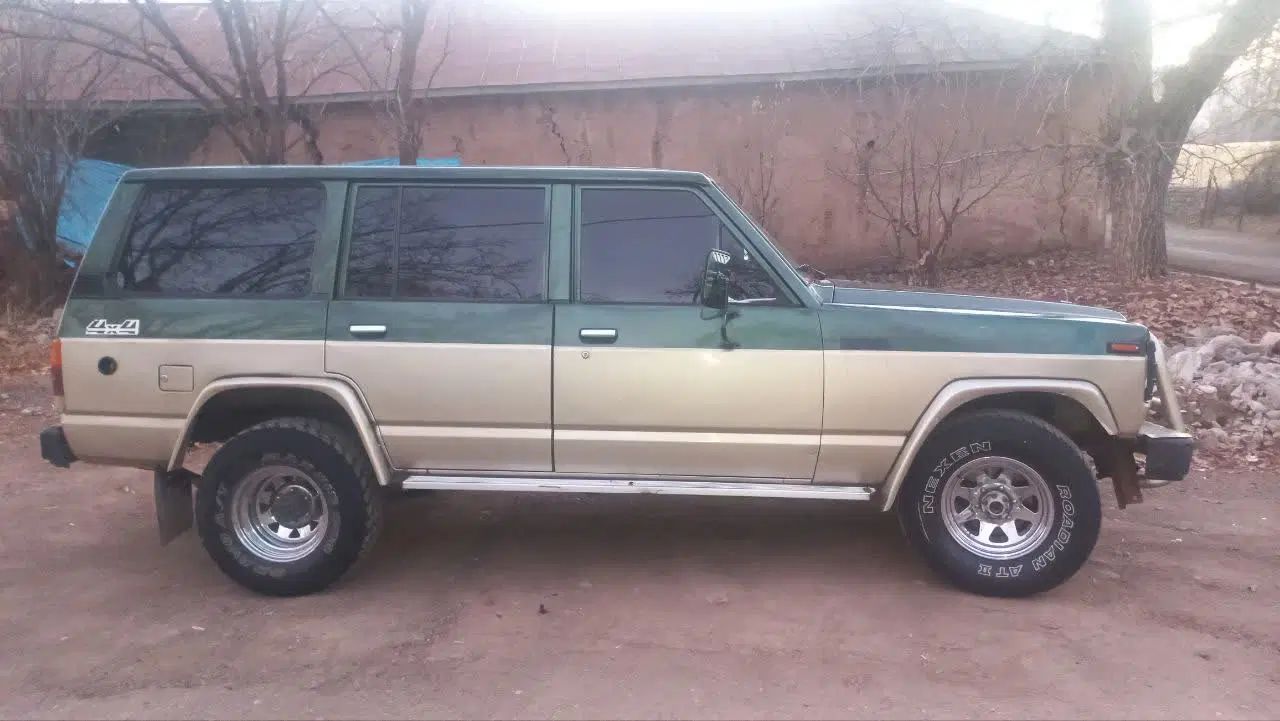 نیسان پاترول چهار درب 6 سیلندر - 1376