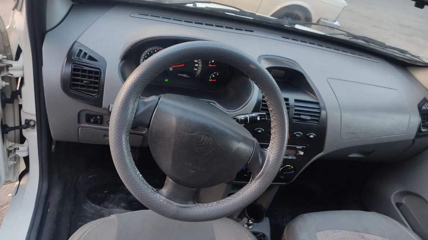تیبا صندوق دار SX - 1398