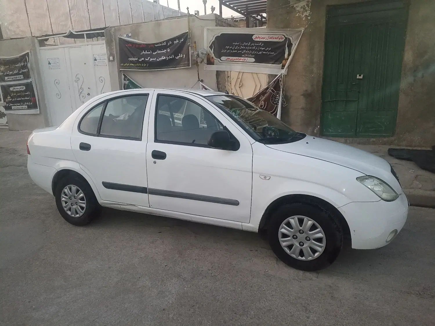 تیبا صندوق دار SX - 1395