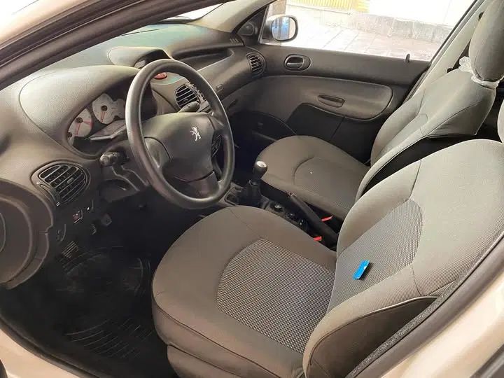 پژو ۲۰۶ صندوق دار v8 - 1389