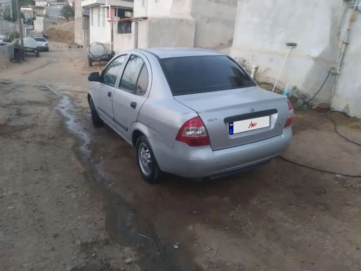 تیبا صندوق دار EX - 1395