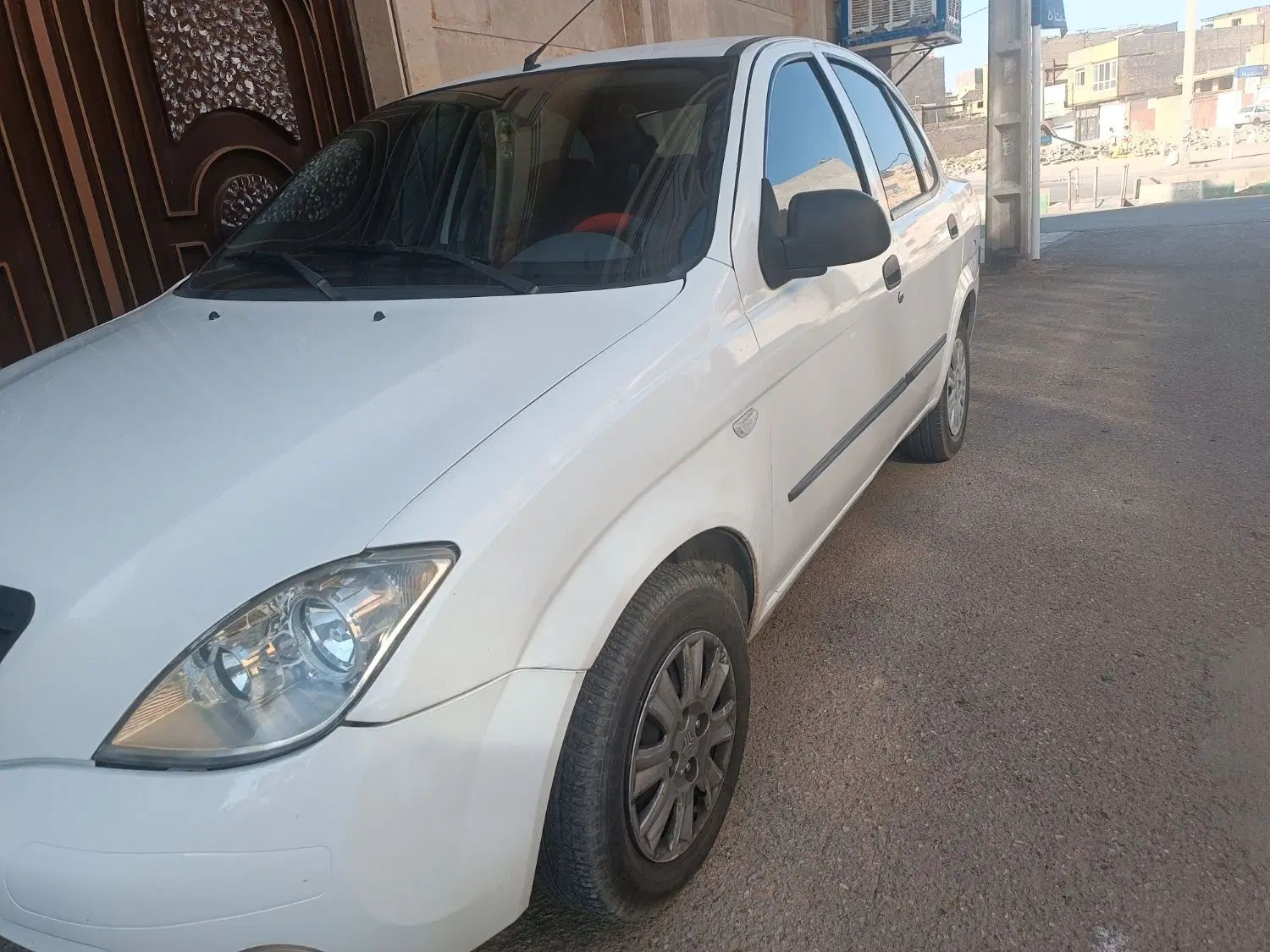 تیبا صندوق دار SX - 1400