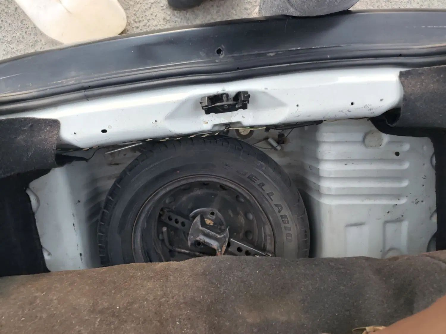 پژو ۲۰۶ صندوق دار v8 - 1388