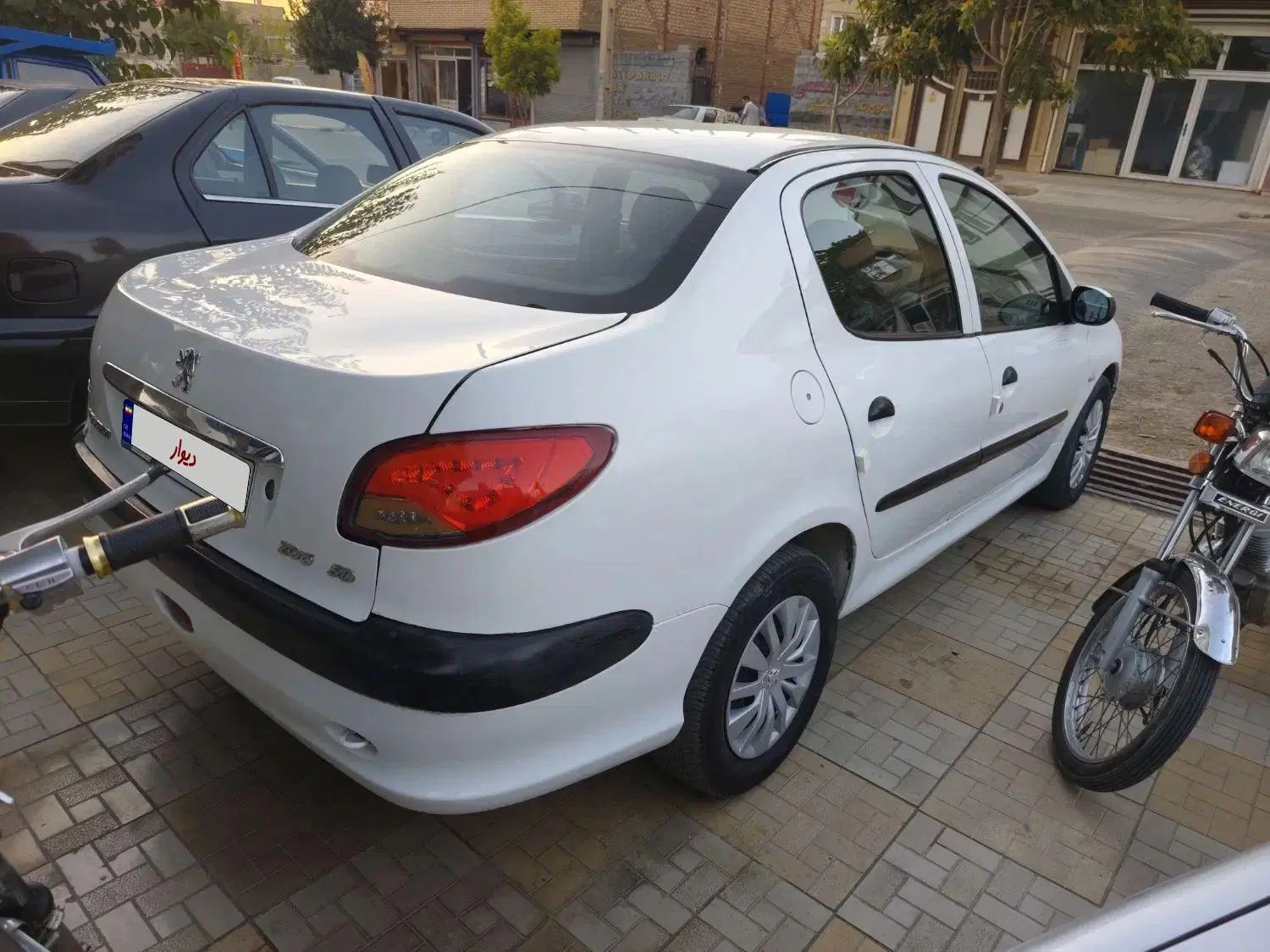 پژو ۲۰۶ صندوق دار v8 - 1388