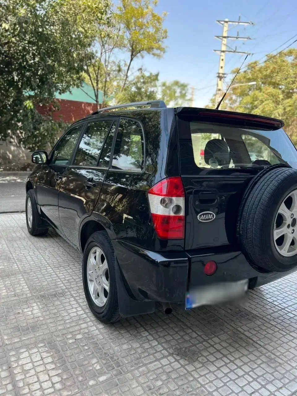 ام وی ام X33 دنده‌ای ساده - 1393