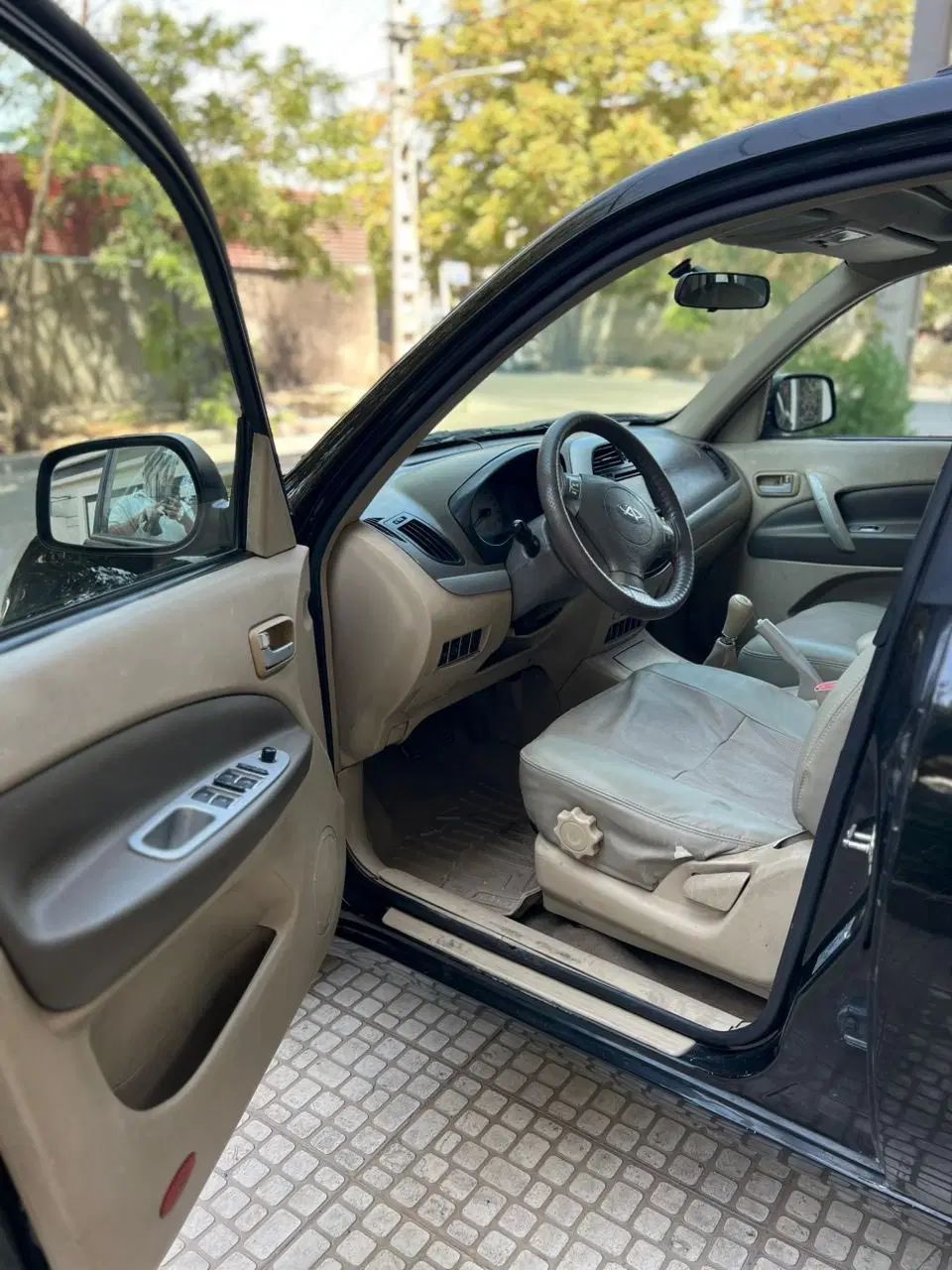 ام وی ام X33 دنده‌ای ساده - 1393