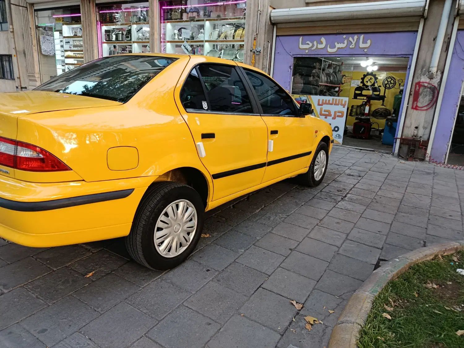 سمند LX XU7 - 1396