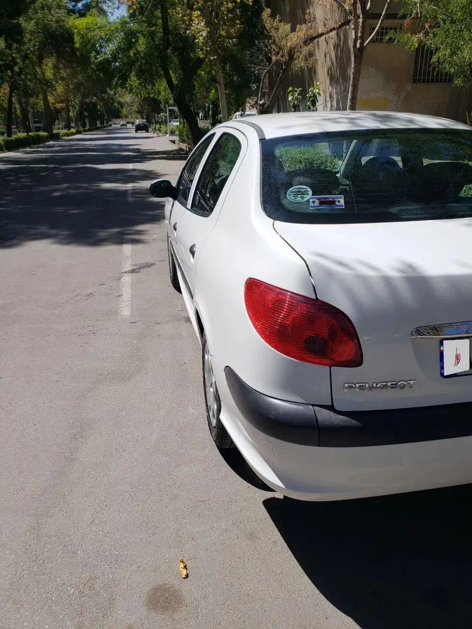 پژو ۲۰۶ صندوق دار v8 - 1397