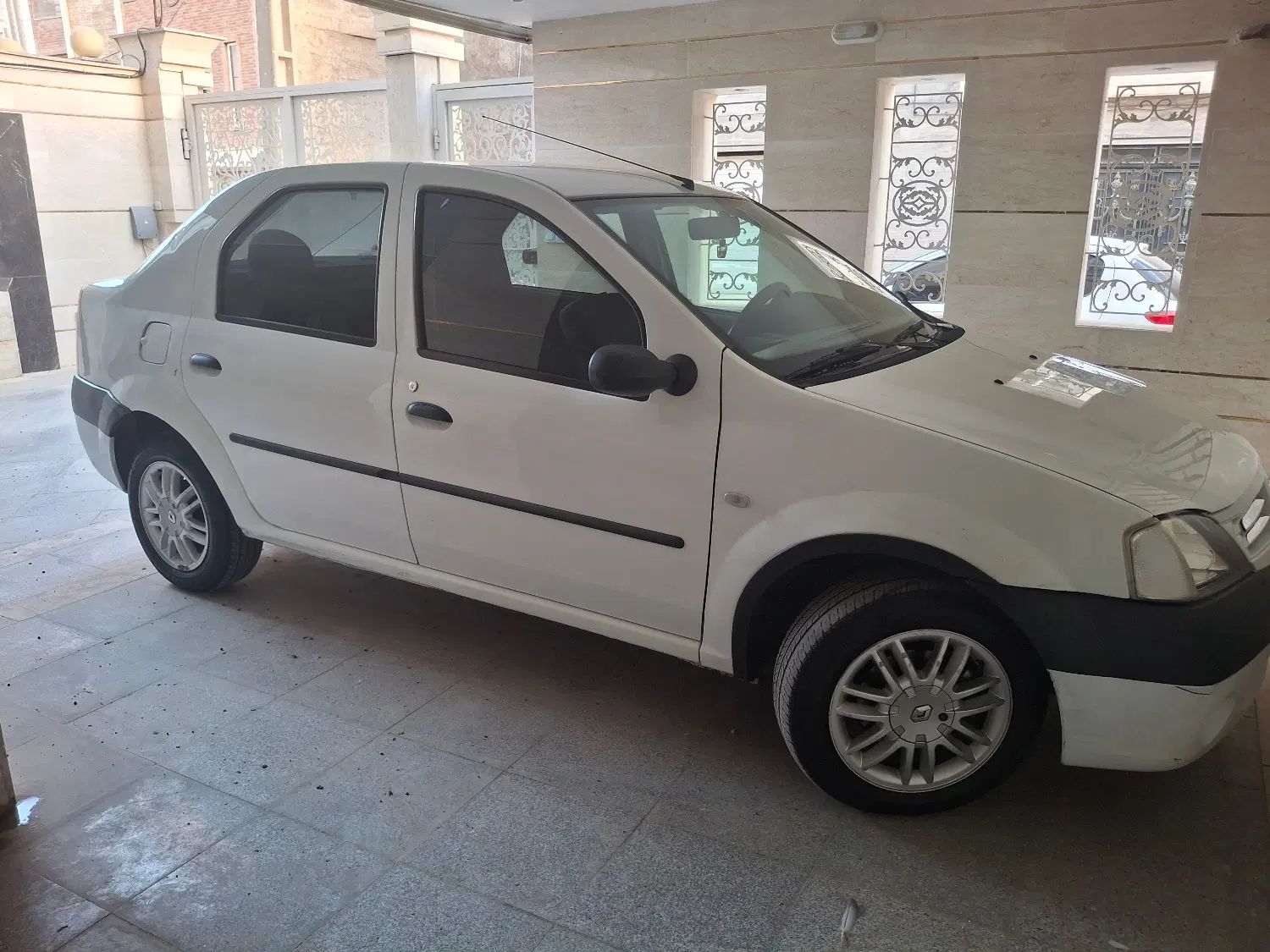 خودرو رنو، تندر 90 آگهی ann_20356041