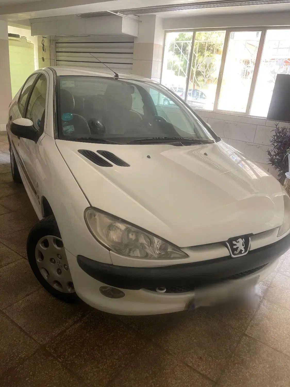 پژو ۲۰۶ صندوق دار v8 - 1390