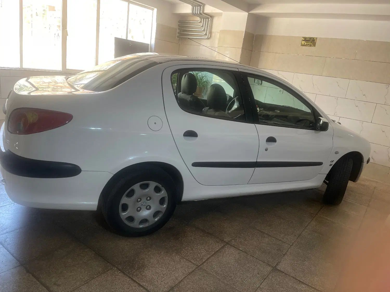 پژو ۲۰۶ صندوق دار v8 - 1390