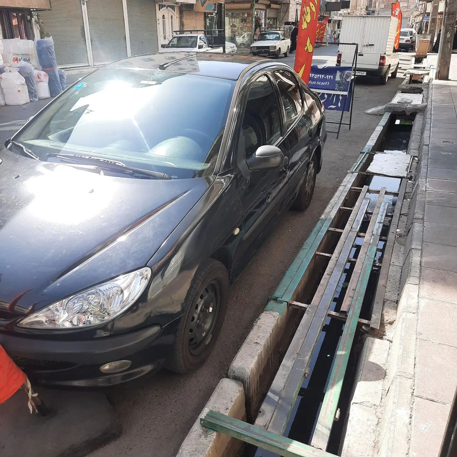 پژو ۲۰۶ صندوق دار v8 - 1393