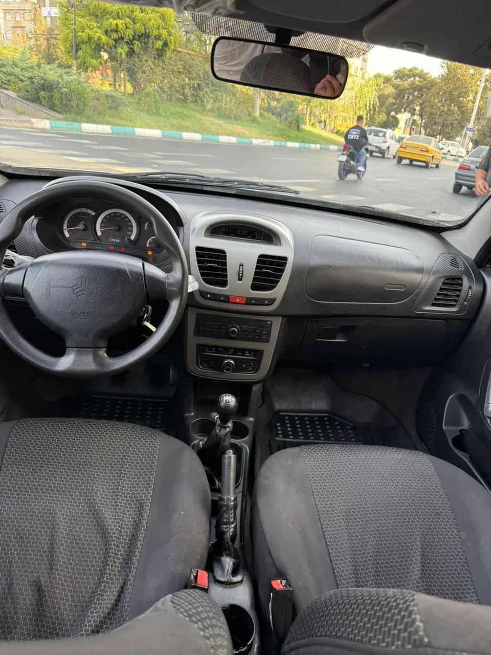 کوییک R دنده‌ای - 1399