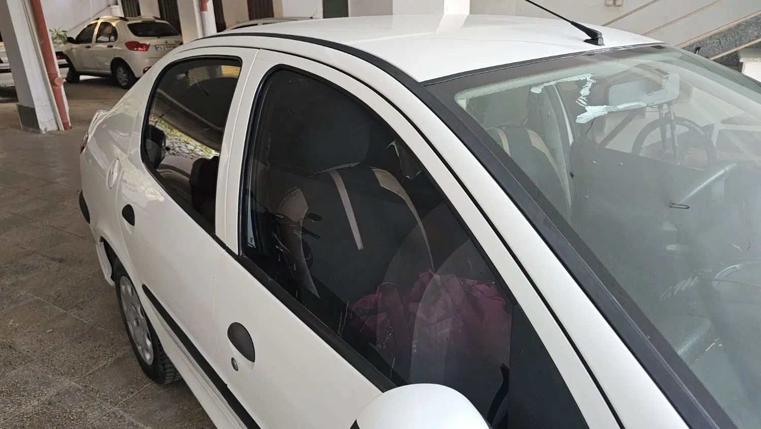 پژو ۲۰۶ صندوق دار v8 - 1399