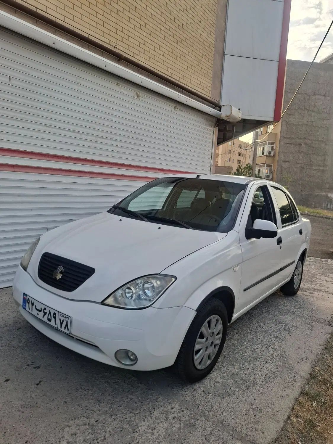 تیبا صندوق دار SX - 1400