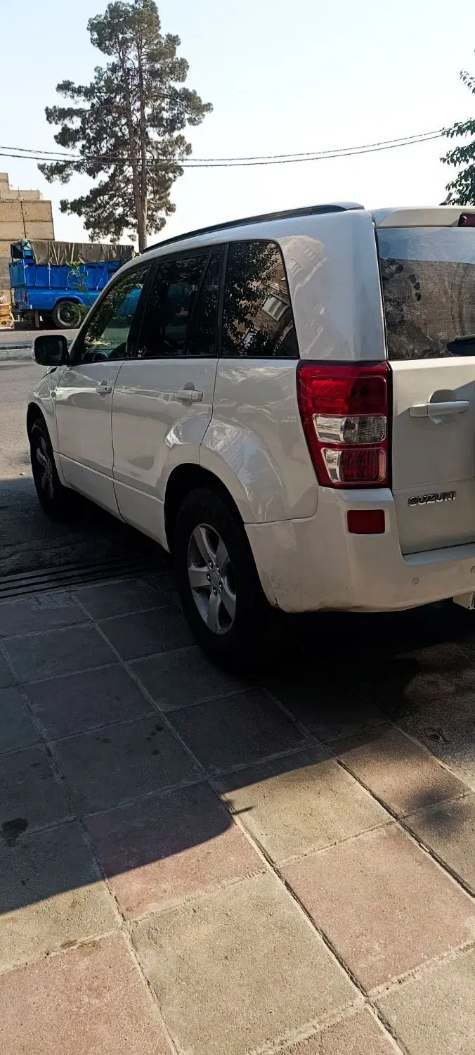 سوزوکی ویتارا ایران خودرو 2400 دنده‌ای - 1389