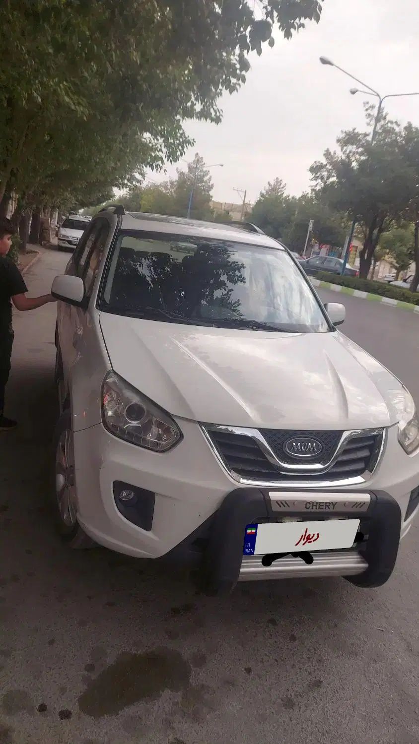خودرو ام وی ام، X33 آگهی ann_20357081