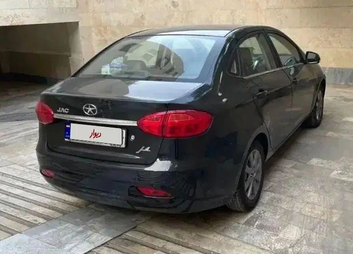 جک J4 اتوماتیک آپشنال - 1402