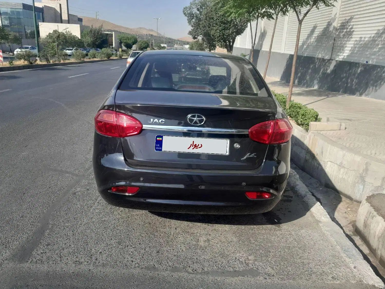 جک J4 اتوماتیک آپشنال - 1402