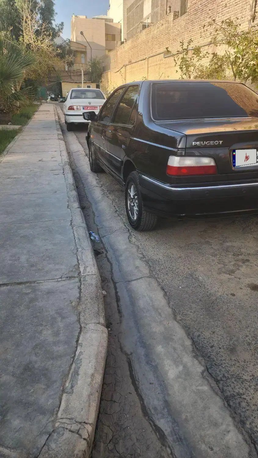 پژو پارس سال - 1392