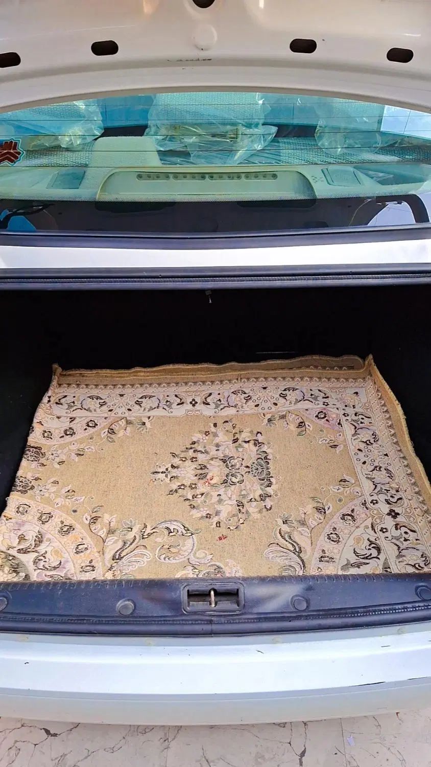 تیبا صندوق دار SX - 1401