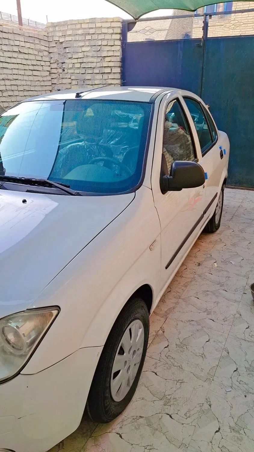 تیبا صندوق دار SX - 1401