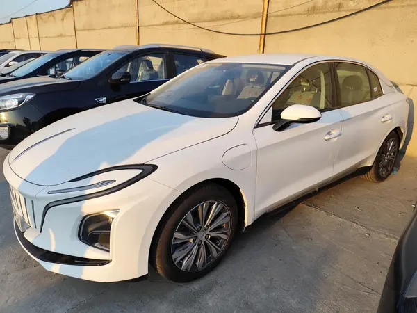هونگچی E QM5 140 کیلووات - 2024