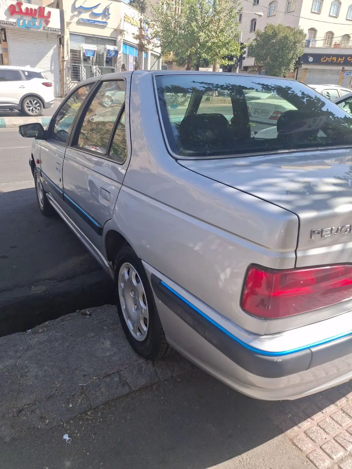 پژو پارس XU7ساده - 1390