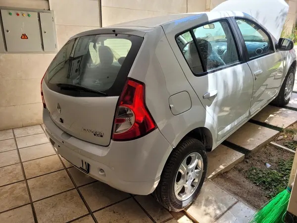خودرو رنو، ساندرو آگهی ann_20358622