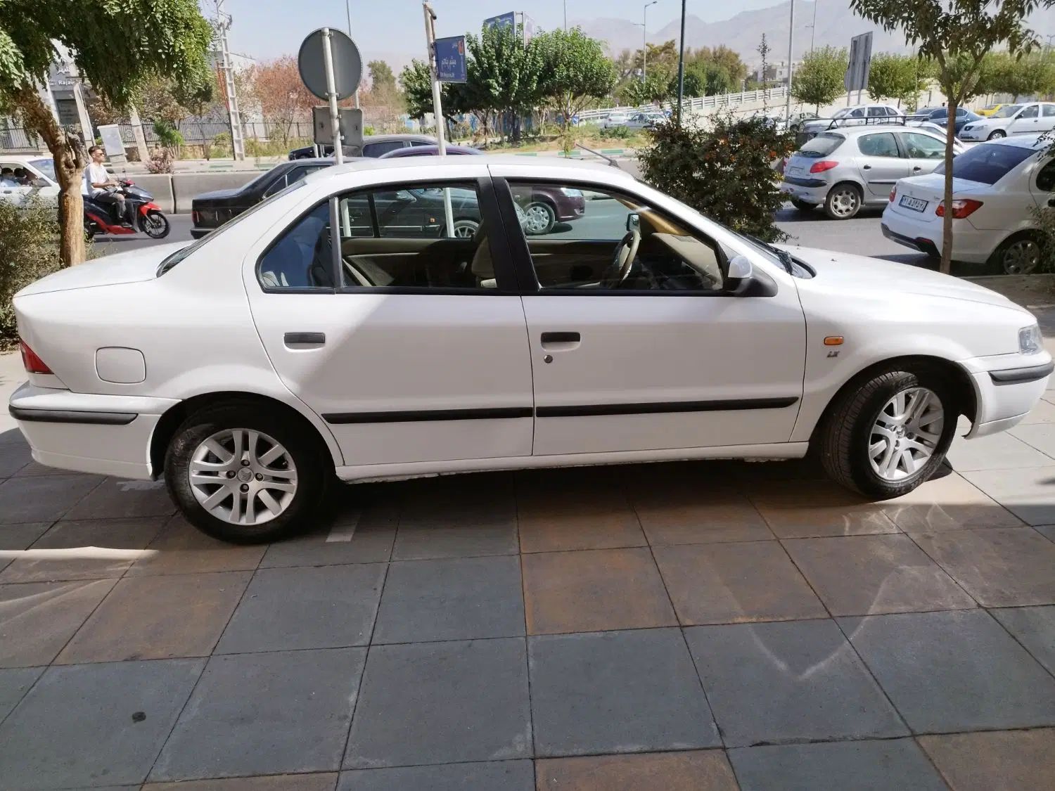 سمند LX XU7 - 1398