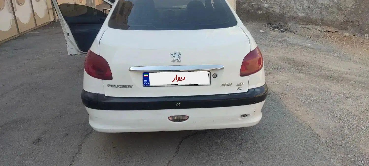 پژو ۲۰۶ صندوق دار v8 - 1389