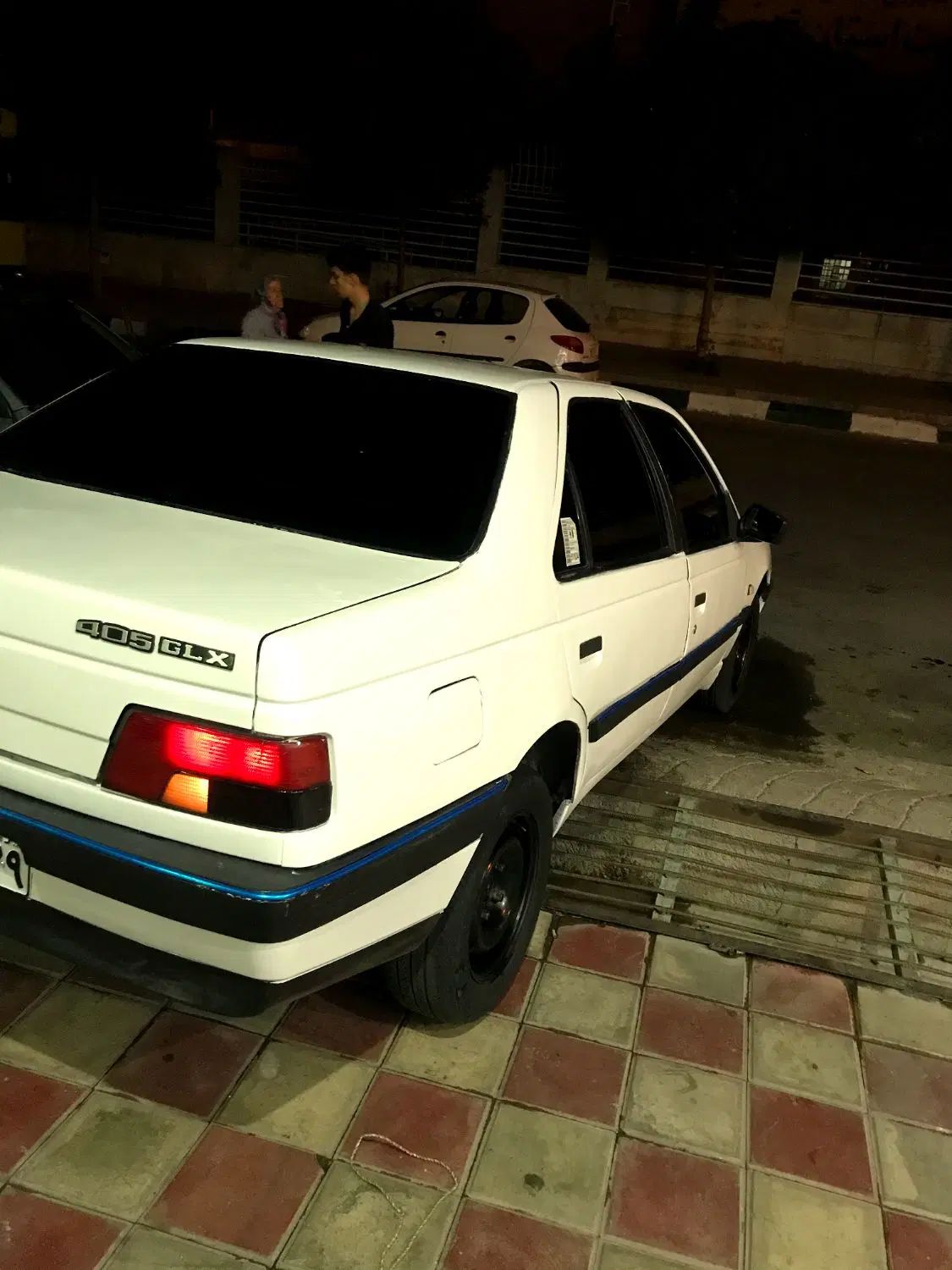 پژو 405 GLX - 1377