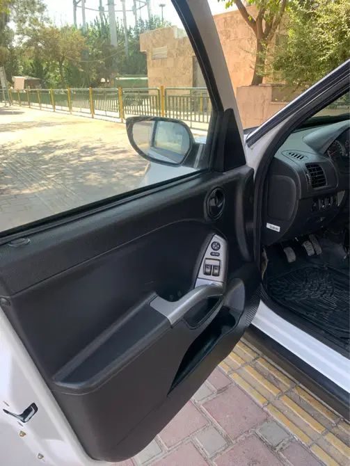 کوییک R پلاس اتوماتیک - 1402