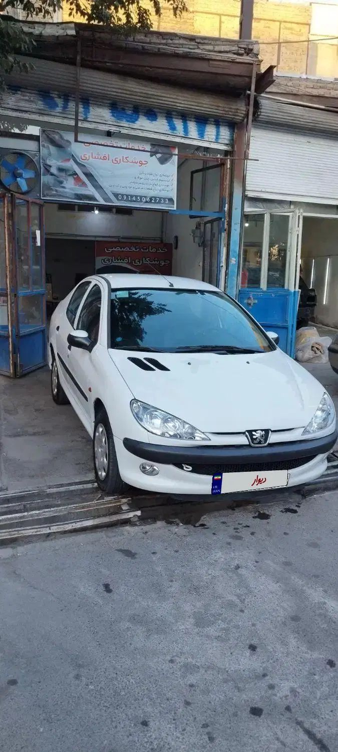 پژو ۲۰۶ صندوق دار v8 - 1393