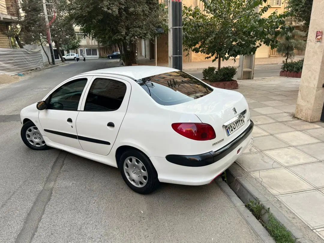 پژو ۲۰۶ صندوق دار v20 - 1391