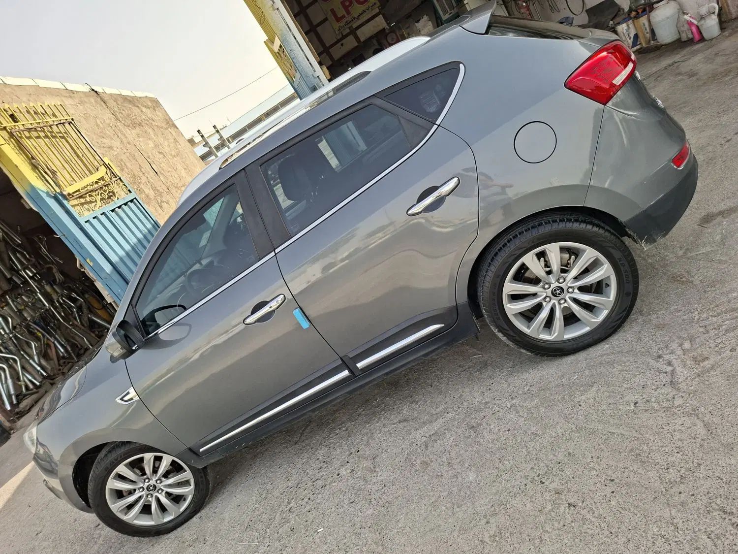 جک S5 اتوماتیک - 1401