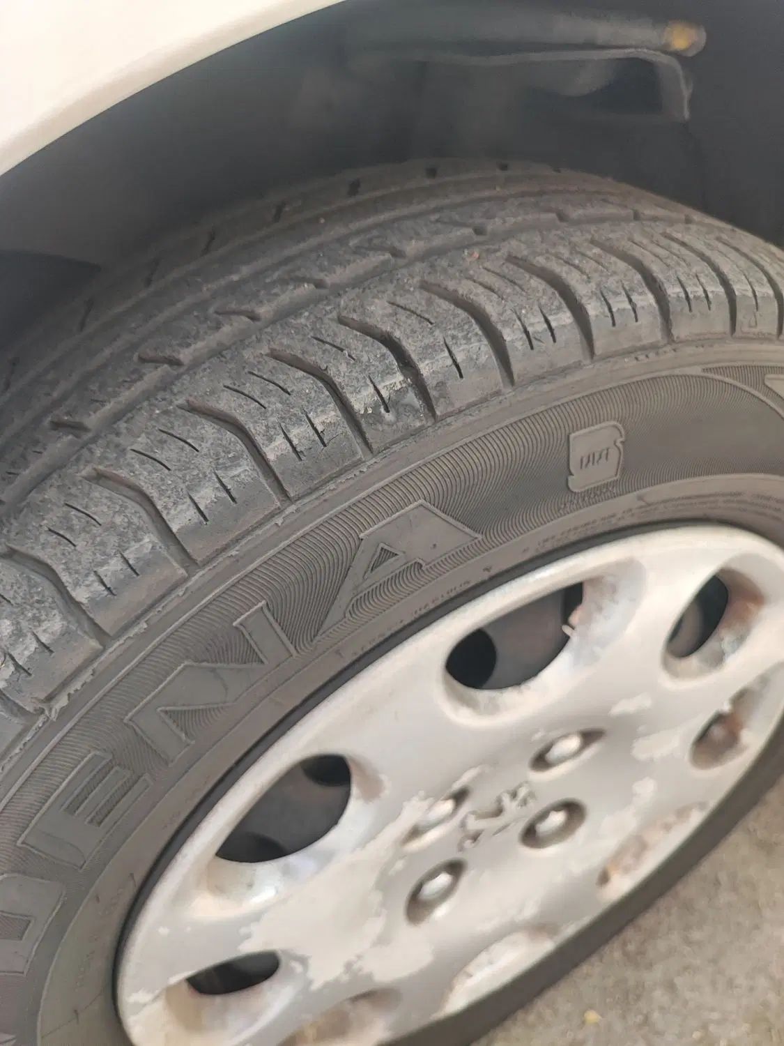 پژو ۲۰۶ صندوق دار v8 - 1395