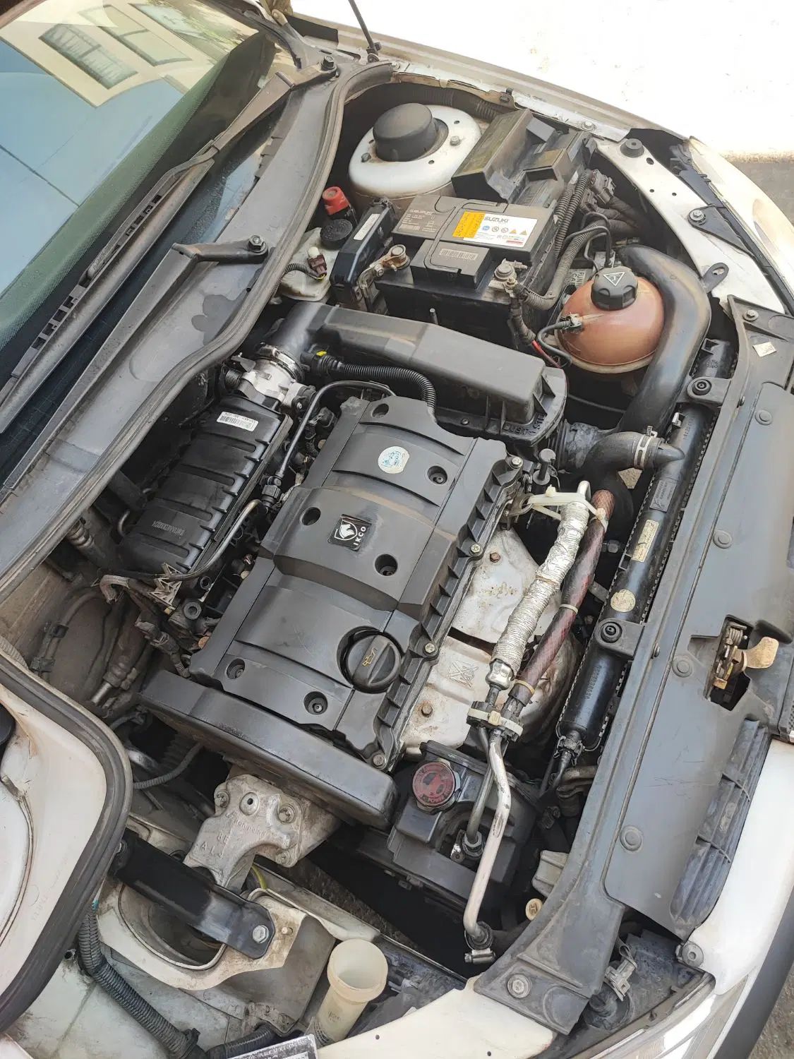 پژو ۲۰۶ صندوق دار v8 - 1395