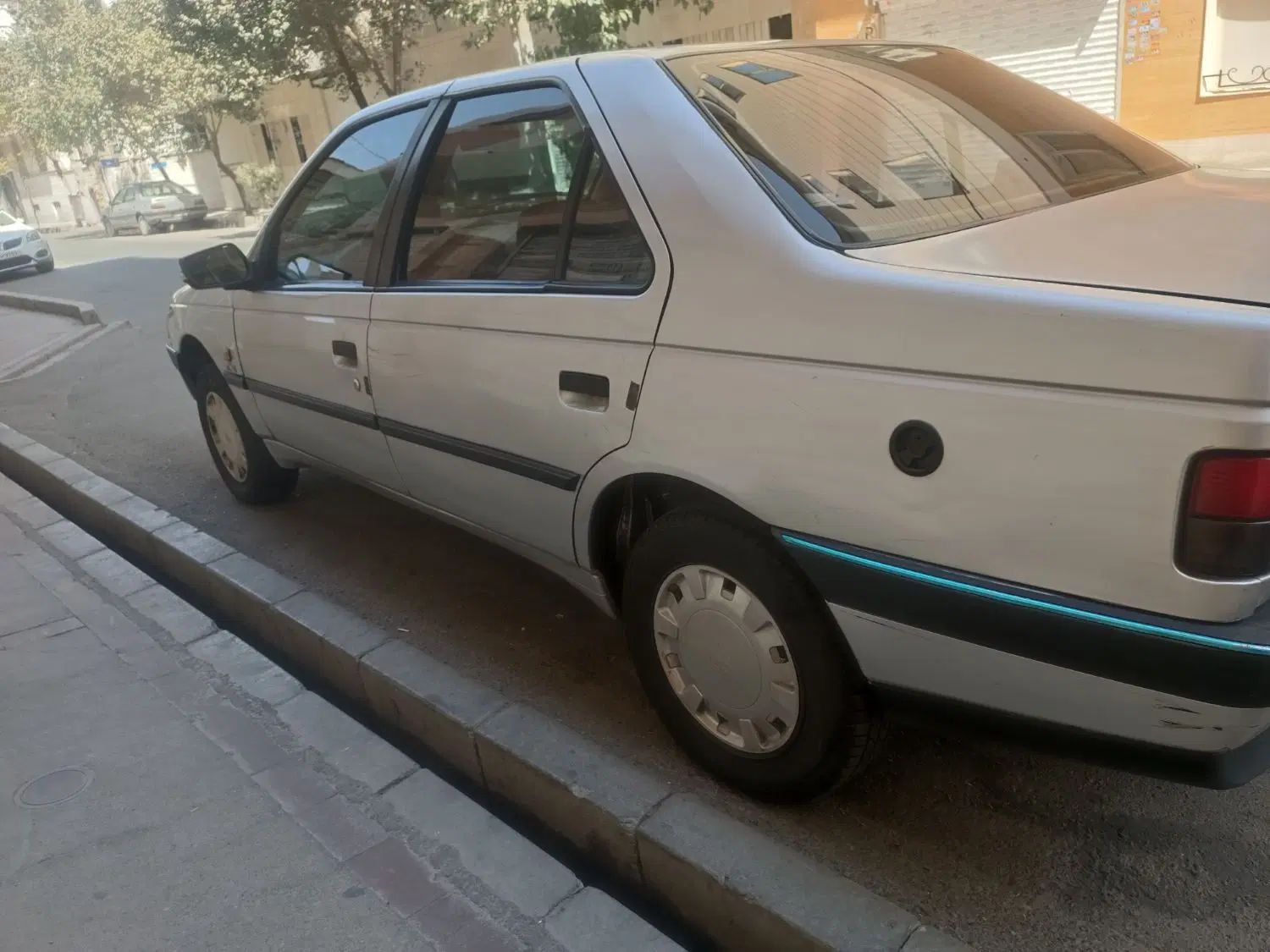 پژو 405 GLX - 1388