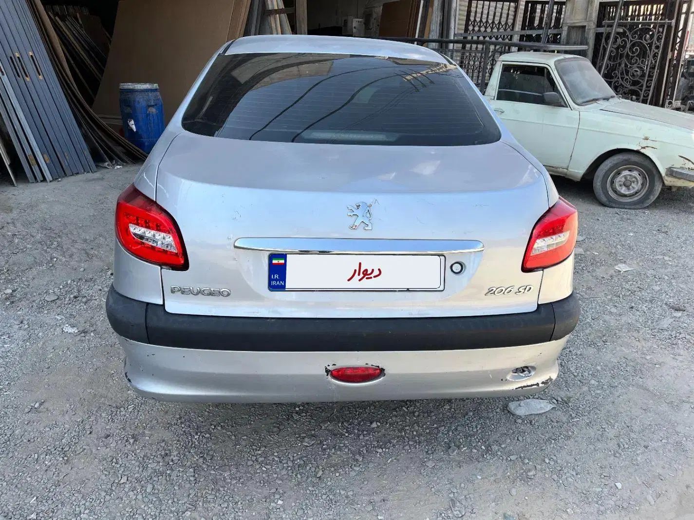 پژو ۲۰۶ صندوق دار v8 - 1385