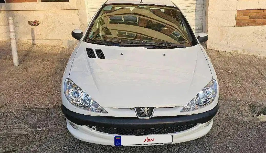 پژو ۲۰۶ صندوق دار v8 - 1396